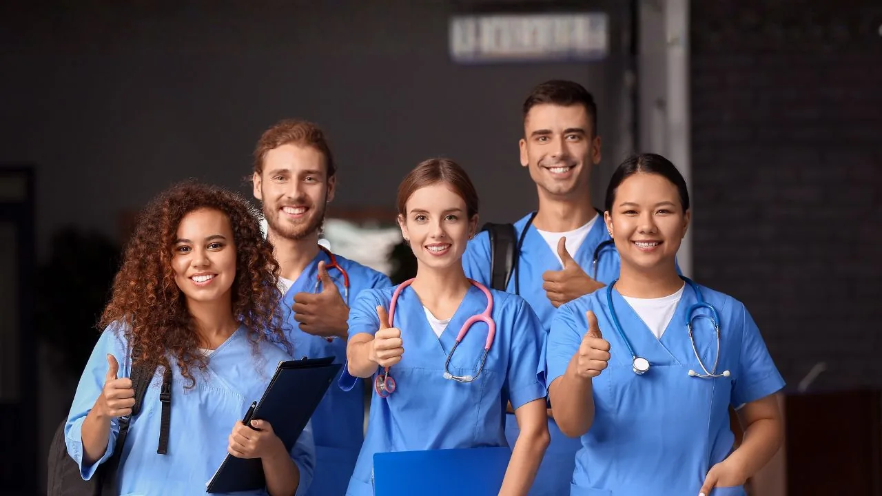 Illustrative scene: Illustrative healthcare work setting